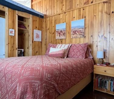 Panguitch House | Bryce’s Zion House by Bryce Canyon National Park!