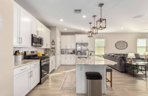Buckeye House | Buckeye Paradise- Pool, BBQ & Pet Friendly