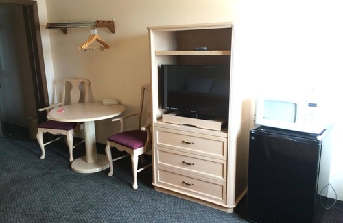 Delta Hotel | Budget Motel