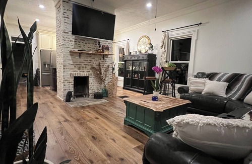 Bardstown House | Built in 1873. We are located a couple blocks from downtown Bardstown.