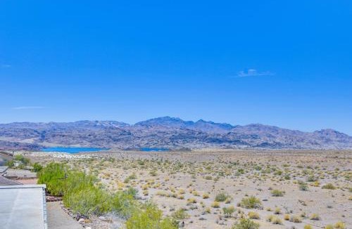 Golden Valley House | Bullhead City Home w/Views, Close to Lake Mohave!