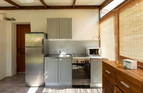 Palasca House | Bungalow “Village Camping De L'ostriconi H2” with Sea View, Shared Pool and Wi-Fi