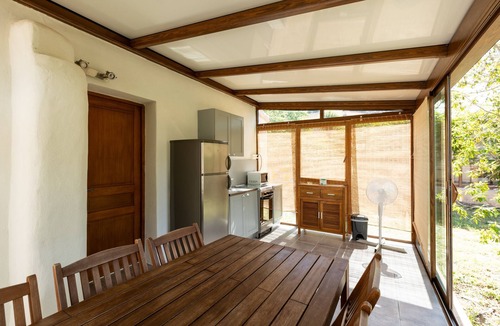 Palasca House | Bungalow “Village Camping De L'ostriconi G2” with Sea View, Shared Pool & Wi-Fi