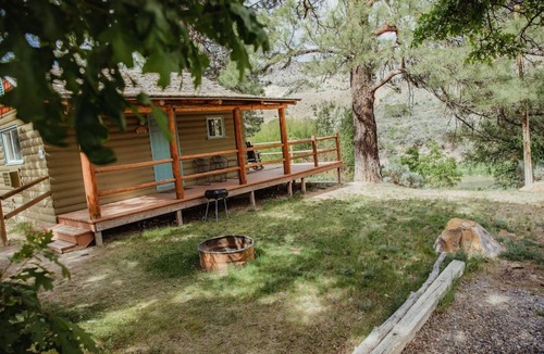 Sevier Cabin | C-106) Paiute Pines Cabin