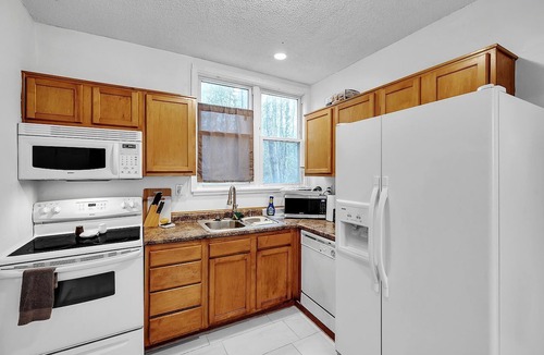 Savannah Boat Rental | C.A.L.M. Cottage at the Last Mile Savannah, GA Vacation Rental