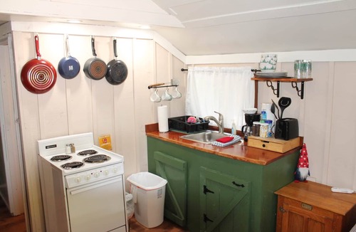 Christopher Creek Cabin | Cabin #2 - Studio with fireplace
