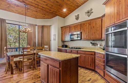Torreon Cabin | Cabin in Show Low, AZ in Torreon with free level 2 car charger