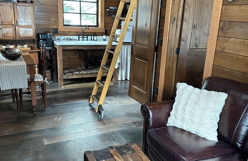 Sandpoint Cabin | Cabin in the Meadow