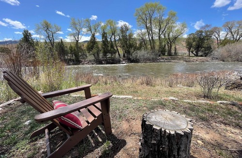 Dubois Cabin | Cabin on the Wind River - Excellent in-town location!