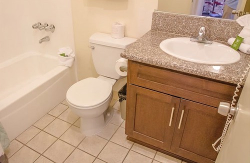 Clairemont Hotel | California Suites Hotel