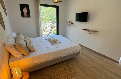 San-Gavino-di-Carbini Bed & Breakfast | Calme et Intimité Tout Proche Porto Vecchio. Petit Déjeuner Inclus