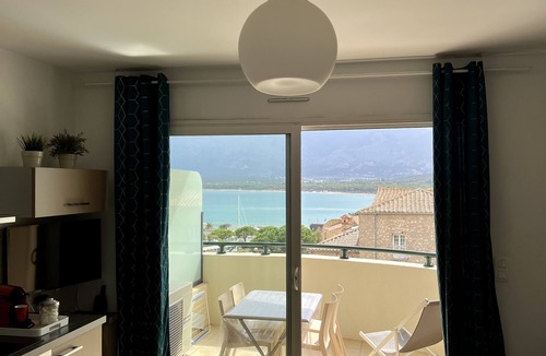 Calvi Apartment | CALVI, T2, Sea view, Wifi, beach and center 5 mn away, Air-conditioned, 4personnes