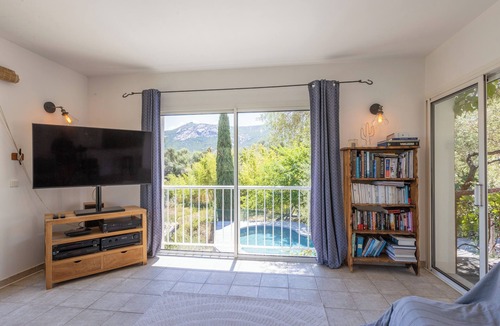 Calvi Villa | Calvi Villa in Peace, 970 m from the Beach, Close to the Center
