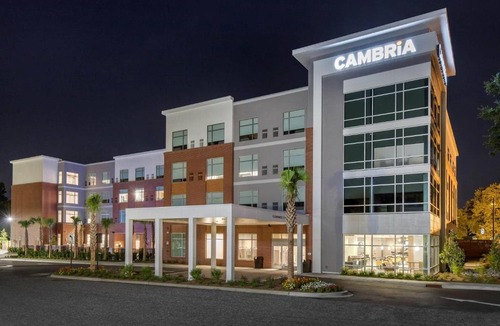 Mount Pleasant Hotel | Cambria Hotel Mount Pleasant - Charleston