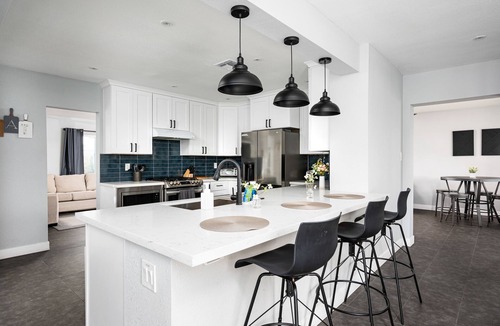 Village Grove House | Cambridge by Porter | Modern Home w/Heated Pool Near El Dorado Park in Scottsdale