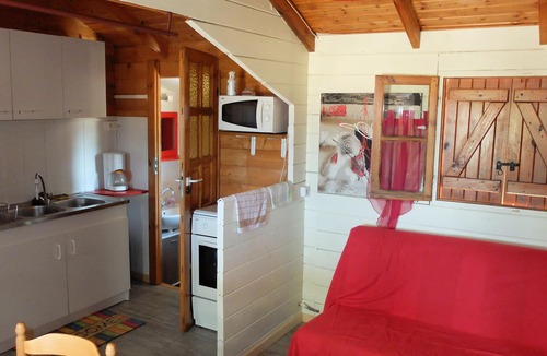 Appietto Ski Chalet | camellia cottage