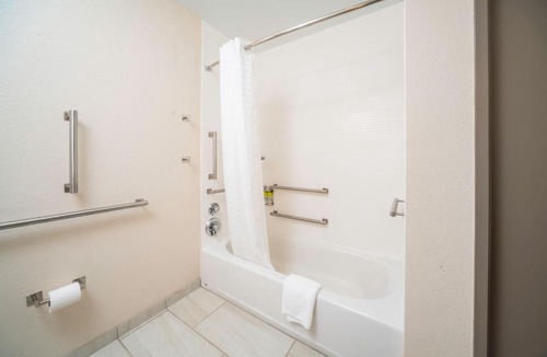 Charleston Hotel | Candlewood Suites Charleston – Mt. Pleasant by IHG