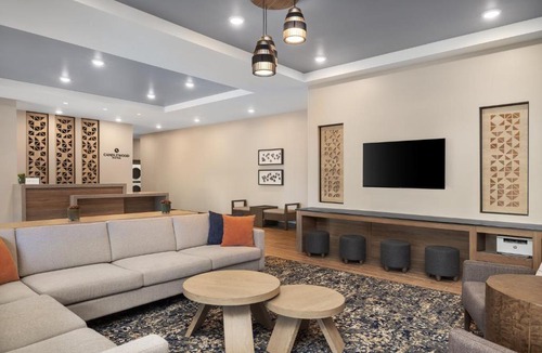 East Mesa Hotel | Candlewood Suites Mesa - Phoenix East by IHG