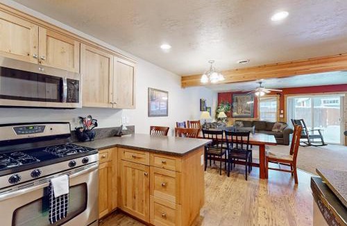 McCall House | Candlewood V