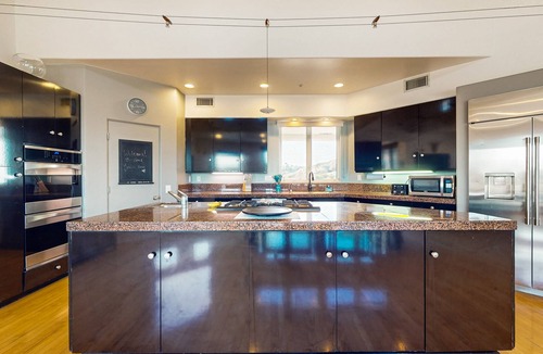 Encinitas House | Canyon Paradise Pool with View