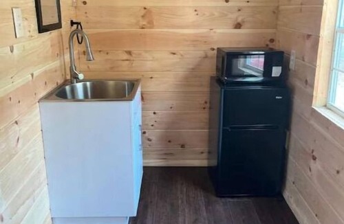 Spurlockville Cabin | Cardinal Cabin Near Hatfield McCoy Ivy Branch Trails