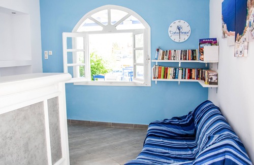 Akrotiri House | Carlos Pension