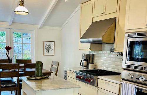 Monterey Cottage | Carmel Valley 2-bedroom cottage - near wineries, beach, hiking