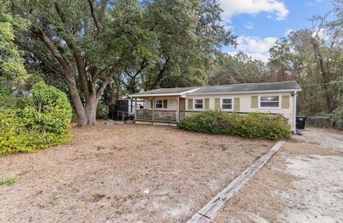Myrtle Grove House | Carolina Beach Cottage