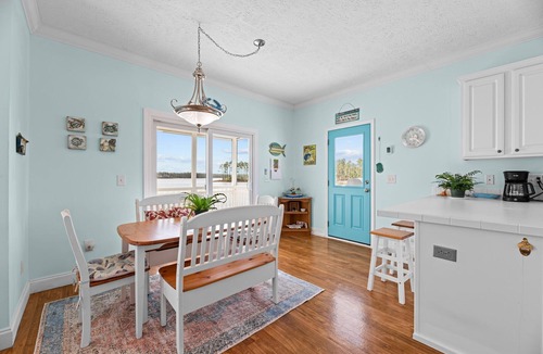 Merritt House | Carolina Breeze - Your Perfect Getaway!