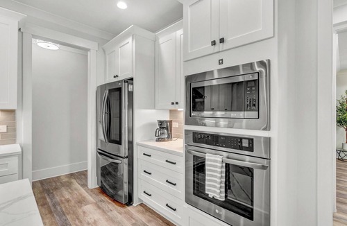 McCain House | Cary Comfort: Cozy & Convenient Stay