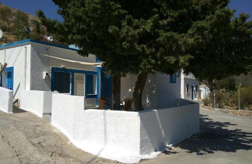 Halki House | Casa Bianco e Blu