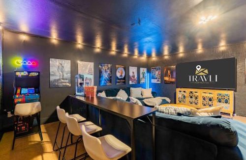 Buenavante House | Casa Brivada with Heated Pool Spa & Pickleball