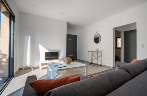 Sollacaro Apartment | Casa Emma