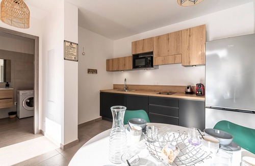 Marine de Saint Ambroggio Apartment | Casa Fangu - Balcon avec Vue Port et Montagnes