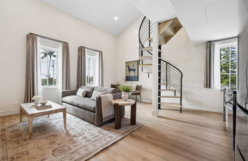Oak Park Apartment | Casa Iglesia King Loft Studio 311