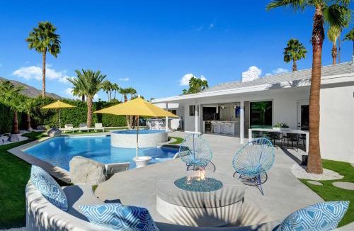 Indian Canyon House | Casa Lazo