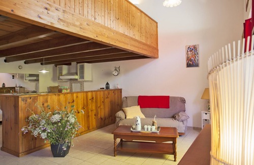 Santo-Pietro-di-Tenda Apartment | Casa Nebbia, flat in stone house