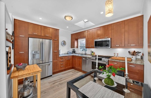 University Heights House | Casa Palmita -2BR- Cozy, Charming home.