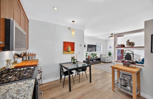 University Heights House | Casa Palmita -2BR- Cozy, Charming home.