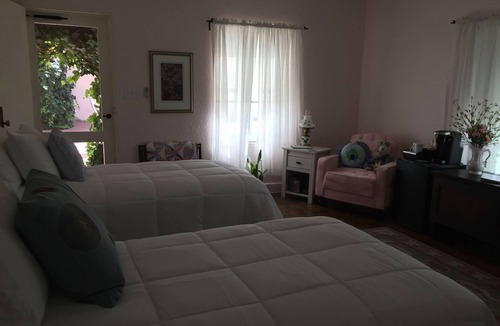 Tumacacori-Carmen Bed & Breakfast | Casa Paloma B&B