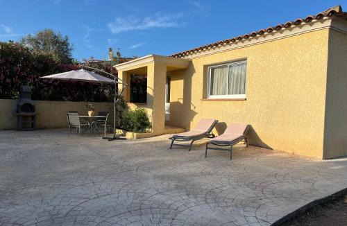 Valpaja House | CASA Petra Rosa