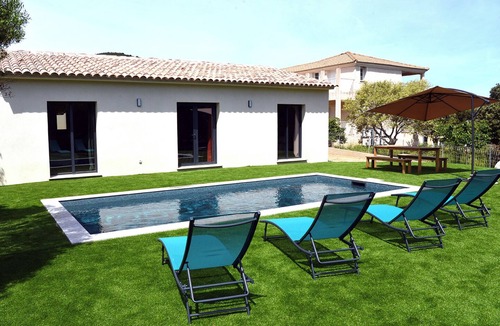 Galeria House | Casa Solana, Maison Individuelle Pour 4 Personnes Avec Piscine Privée