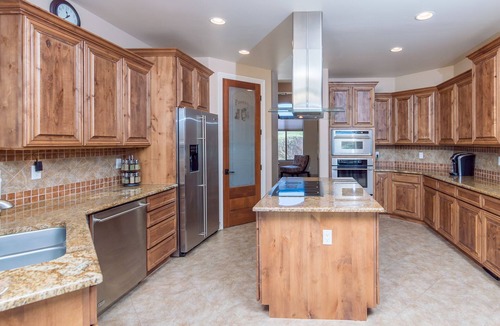 Desert Hills House | Casa Vista 4 Bedroom Home by RedAwning