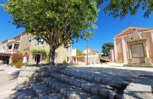 Sotta House | Casaluna, chambre climatisée dans maison de village