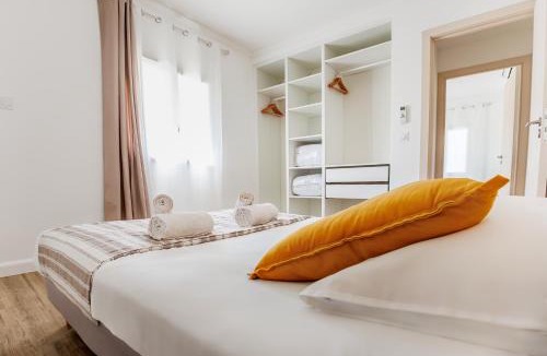 Talasani Apartment | Casamea - T3 U Benestà