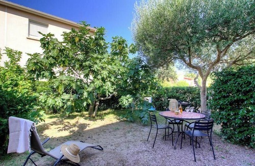 Pineto House | CasaNina - BORGO - Guest house