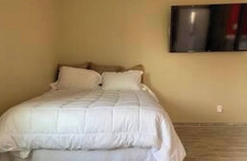 Henderson Apartment | Casita Outlook