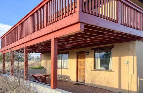 Lake Montezuma Apartment | Casita with mountain views, kitchenette, outdoor seating & free wifi