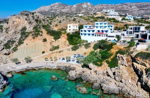 Amoopi Hotel | Castelia Bay Hotel