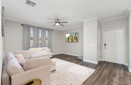 McDowell Mountain Apartments Apartment | Casual Comfort Elegance